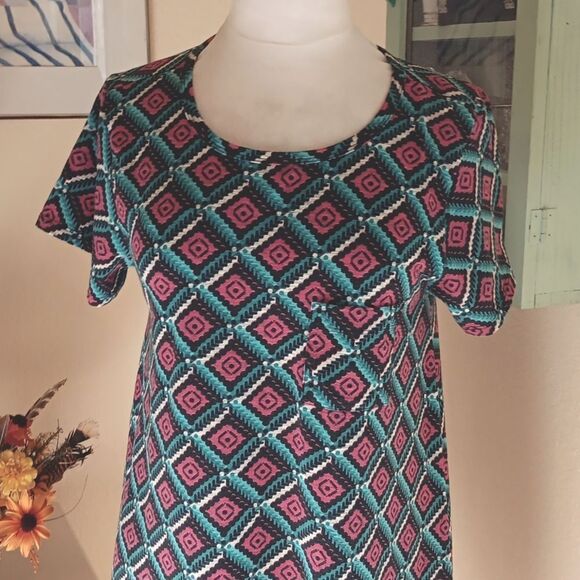 LuLaRoe Carly Dress - Picture 2 of 10